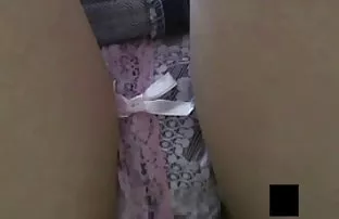 Горячая нооба Мари играет с крепким членом